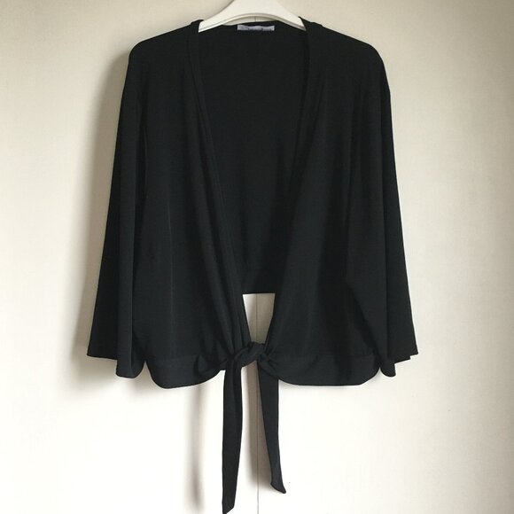 Vintage Canadian Made Penningtons Black 3/4 Sleeve Front Tie Top - Picture 1 of 16